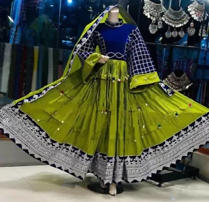 Afghanisches langes grünes Kochi Nikkah Kleid für Damen. Afghanisches Party- und Hochzeitskleid - Bild 1 von 5