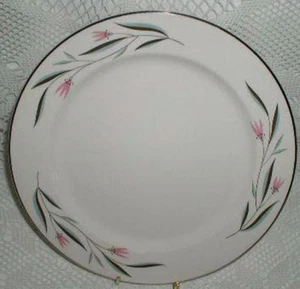 Piatto Knowles Carlton rosa fiori grigio foglie grigie - Foto 1 di 2