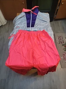 Columbia Damen Vintage Windbreaker Set, Jacke Größe L, Hose Größe S 90er Neon - Bild 1 von 13
