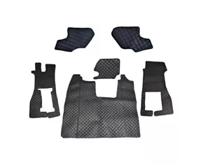 Tappetini neri + rivestimento porta GIFT eco pelle per Scania R Nextgen 2016 + - Foto 1 di 5