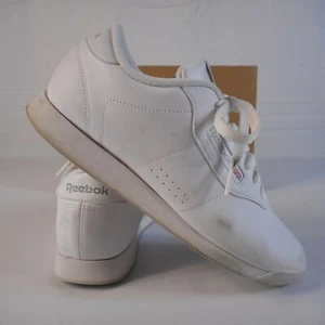 Reebok Classic (1Y3001) Athletic Shoe - Women's Size 8.5 - White - Picture 1 of 8