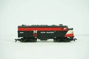 Bachmann HO Scale New Haven Diesel Engine #6603 Not Working B10 - Picture 1 of 10