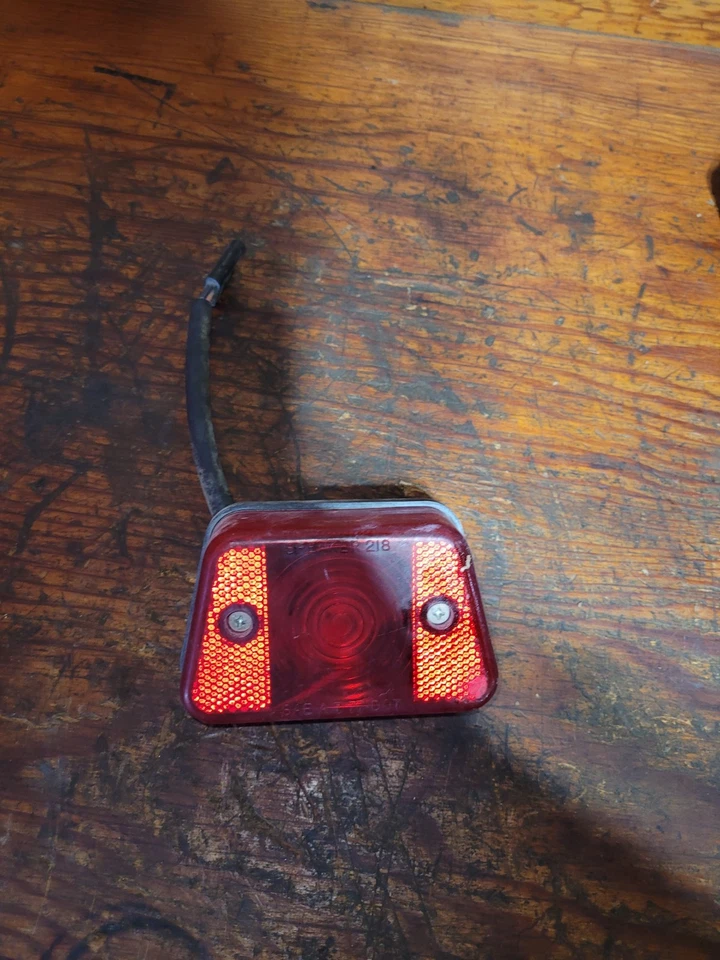 Polaris Trail Boss 325 2002 luz trasera luz de freno trasera Foto 1 de 4