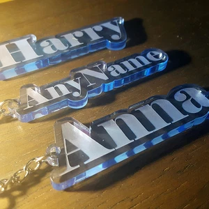 Personalised FROZEN KEYRING KEYCHAIN MADE TO ORDER ANY NAME SCHOOL TAG BAG PLATE - Foto 1 di 12