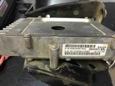 Chasis Jeep Grand Cherokee Brain Box 03 04 Foto 1 de 3