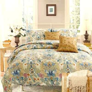 100% Cotton Floral 3-pc. Reversible Embroidered Quilt Set - King - Picture 1 of 7