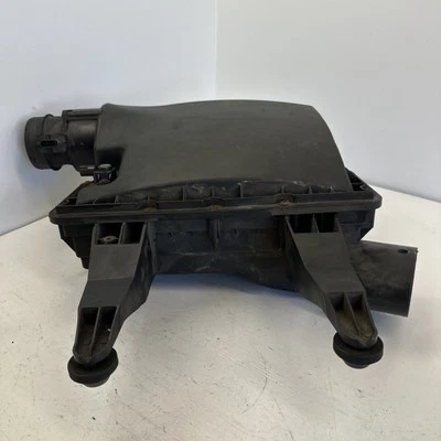 # VOLKSWAGEN CRAFTER 2017 AIR FILTER BOX 2E0129601B HVW9065280106 - Image 1 of 4