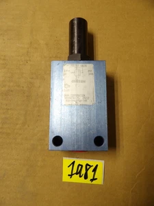 Safety Relief Valve Gresen Dana 1340520 NSN 4820-01-163-7153 - Picture 1 of 9