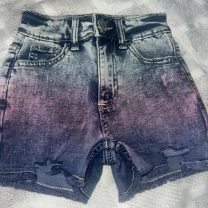 Girls Sz 6 Justice Denim Shorts With Faded Strips Pink Blue Denim - Picture 1 of 7
