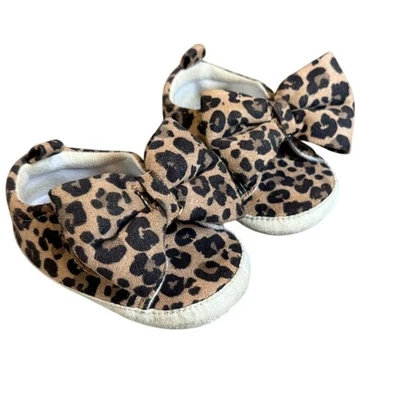 Bebé Niña Zapatos Suela Suave Guepardo Leopardo Estampado Animal Arcos Botines 9-12 Meses Foto 1 de 4