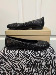  Naturalizer Dacy Black Leather Slip-on Flats BananaBlack Size 9 White Stitching - Picture 1 of 10