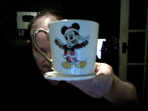 DISNEY MICKEY MOUSE CHRISTMAS SANTA MUG & COASTER BIRTHDAY CHRISTMAS   - Picture 1 of 2