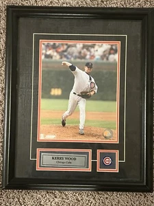Kerry Wood 11x14 gerahmtes Foto - Bild 1 von 1