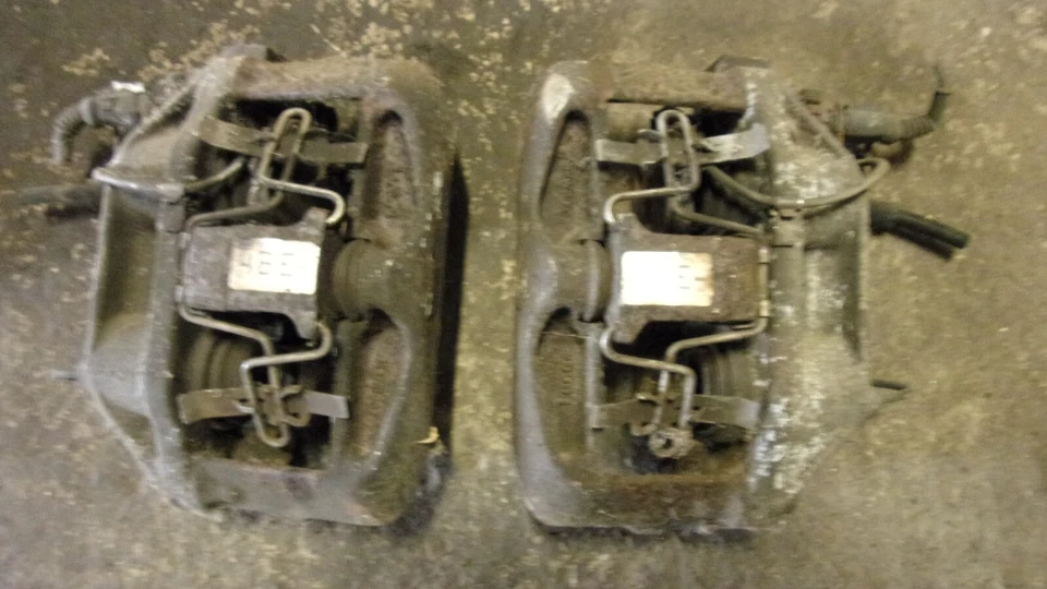 Pinza de freno delantera derecha e izquierda LUCAS AUDI S6 A6 4B 4.2 V8 CN4 6465/2 Foto 1 de 2