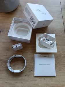 Apple AirPro2 (2generazione) con custodia di ricarica MagSafe (USB-C) - Foto 1 di 2