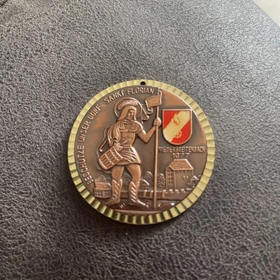 Deschler Munchen 90 Medal Beschutze unser dorf sankt Florian Niederbreitenbach  - Image 1 of 4