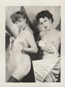 Vintage 1940's-1950s Black/White Pinup Photo NUDE Risque Duo (d-29) - Picture 1 of 1