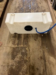 CARAVAN/BOAT/MOTORHOME INTERIOR WATER TANK - Picture 1 of 5
