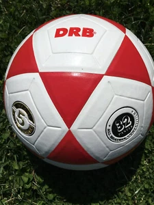 - Fußball - DRIBBLING neue exklusive Designs - Größe 5 F400 - Bild 1 von 10