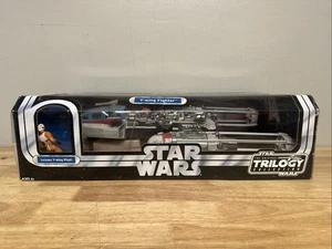 BRANDNEU Star Wars Trilogie Sammlung Y-Wing Fighter mit Pilot - Bild 1 von 7
