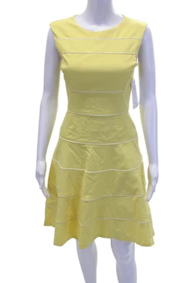 Mini vestido amarillo Belle Badgley Mischka para mujer cuello redondo en capas talla 4 Foto 1 de 4