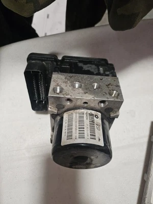 Módulo de control ABS Jeep Wrangler 10 OEM Mopar Foto 1 de 2