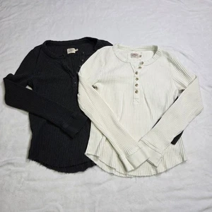 Faherty Womens Legend Apres Waffle Knit Henley Top Shirt Lot (2) Size Medium - Picture 1 of 10