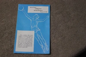 1967 (Feb. 11) UConn v Boston University 4-page college basketball program - Picture 1 of 3