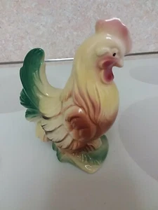 Royal Copley Vintage Ceramic Figurine 6 1/2" Chicken / Hen - Picture 1 of 7