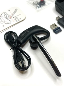 Plantronics Voyager 5200 UC (206110-102) Wireless Bluetooth Headset System - Picture 1 of 3