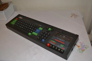 AMSTRAD CPC 464 FRENCH KEYBOARD LAYOUT FRENCH ROM - Picture 1 of 12