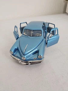 Vintage Franklin Mint1948 Tucker Torpedo Blue 1/24 Diecast Model Car - Picture 1 of 12