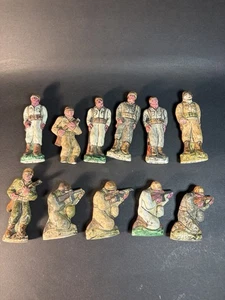 11 Vintage 1949 ~3" Chalkware Figuren von Soldaten handbemalt von Donny Davis - Bild 1 von 24