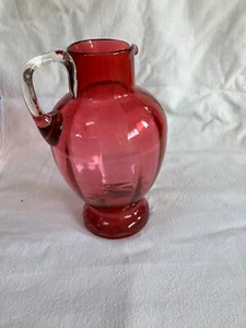 BEAUTIFUL  OLD  CRANBERRY GLASS FLUTED WATER JUG 17 cms TALL PERFECT CONDITION - Picture 1 of 6