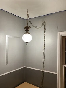 NICE! Vintage MCM Hollywood Regency Glass Chain Hanging Swag Plug In Lamp - Picture 1 of 11