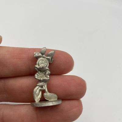 Scene It Disney Minnie Token 2004 Replacement Pieces Parts - Image 1 of 2