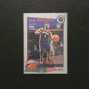Zion Williamson (RC) 2019-20 Panini NBA Hoops Premium Stock Hoops Tribute #296 A - Imagen 1 de 2