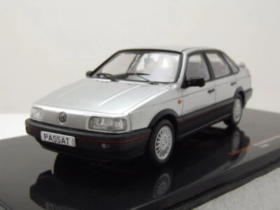 VW VOLKSWAGEN PASSAT B3 GT ARGENTO 1988 IXO CLC517N 1:43 METALLO DIE CAST - Immagine 1 di 4