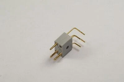 GFPL3M1FA0H-15-1082.11 Positronic Connector 3 Pin 1 Receptacle Gold Right Angle - Image 1 of 4