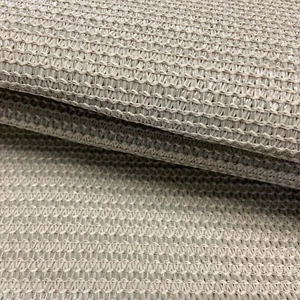 TOLDO DE SOMBRA DE ALTA RESISTENCIA PERMEABLE AL HDPE, BORDE RECTO CON ANILLOS EN D solo humo - Imagen 1 de 3