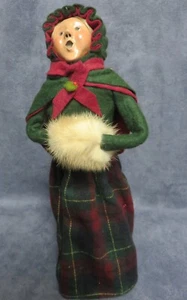 1989 BYERS CHOICE VICTORIAN GRANDMUTTER CAROLER WITH A MUFF - Bild 1 von 6
