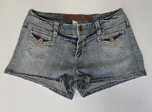 Grane Shorts Juniors Light Wash Denim Shorts Size 9 - Picture 1 of 6