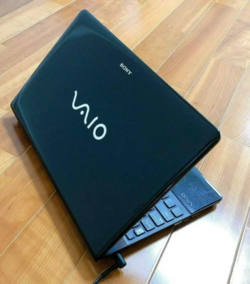 Sony Vaio VPCEB17FJ Black Core i3 Windows10 RAM 4GB HDD 500GB - Image 1 of 4