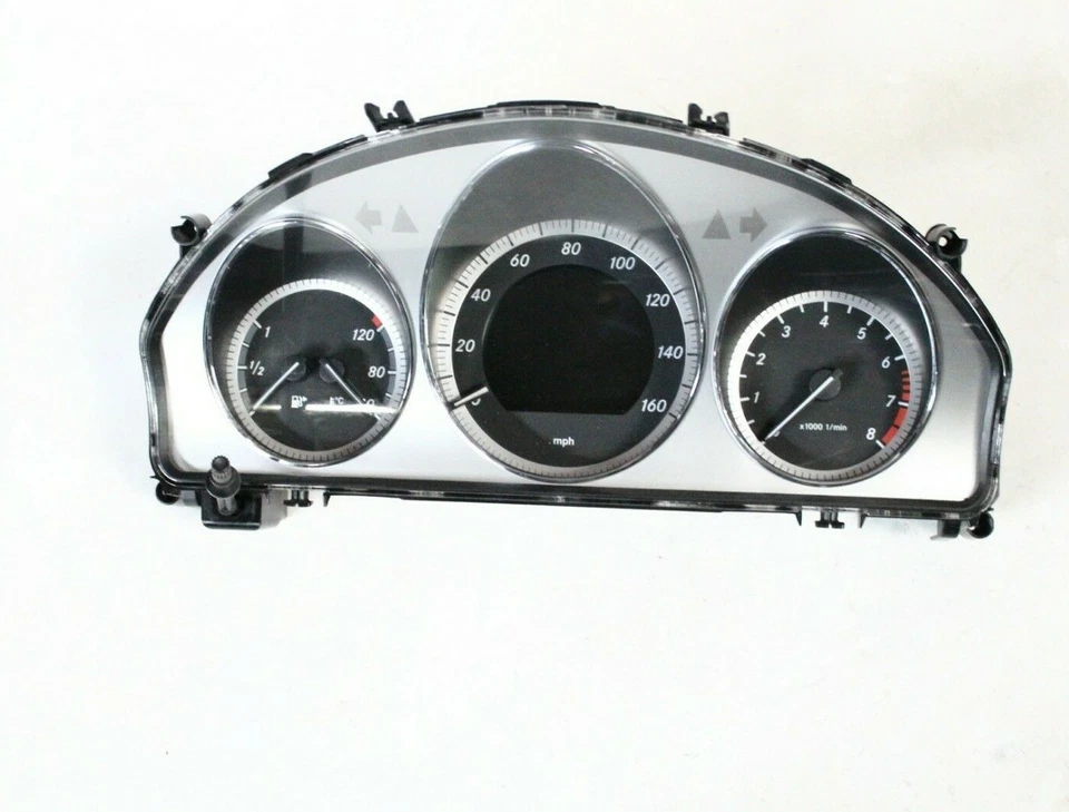 2010 MERCEDES BENZ W204 C350 C300 SPEEDOMETER INSTRUMENT CLUSTER J9668 - Image 1 of 4