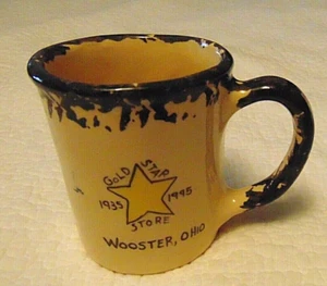Taza de colección Alpine Pottery Black Spongeware Goldstar Store 1935-1995 Roseville Ohio - Imagen 1 de 7