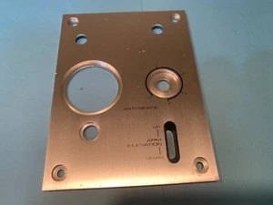 Pioneer PL-570 PLL Quartz Stereo Plattenspieler - Tonarm Grundplatte Abdeckung - Bild 1 von 11