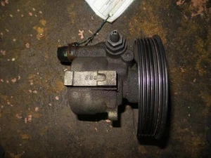 RENAULT MEGANE STEERING PUMP 05/01-10/04 - Picture 1 of 1
