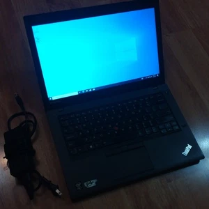 Lenovo ThinkPad T450 14" HD+ i5 5300U 2.30 GHz 8GB RAM 256GB SSD Win10 Pro w/AC - Afbeelding 1 van 5