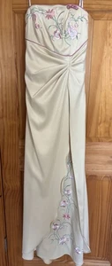 Maxi Vestido Rampage Sin Tirantes Talla 9 Amarillo, Rosa/Verde Bordado Flores Abertura - Imagen 1 de 11