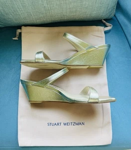 Stuart Weitzman Gold Wedges Size 7 1/2 - Picture 1 of 4